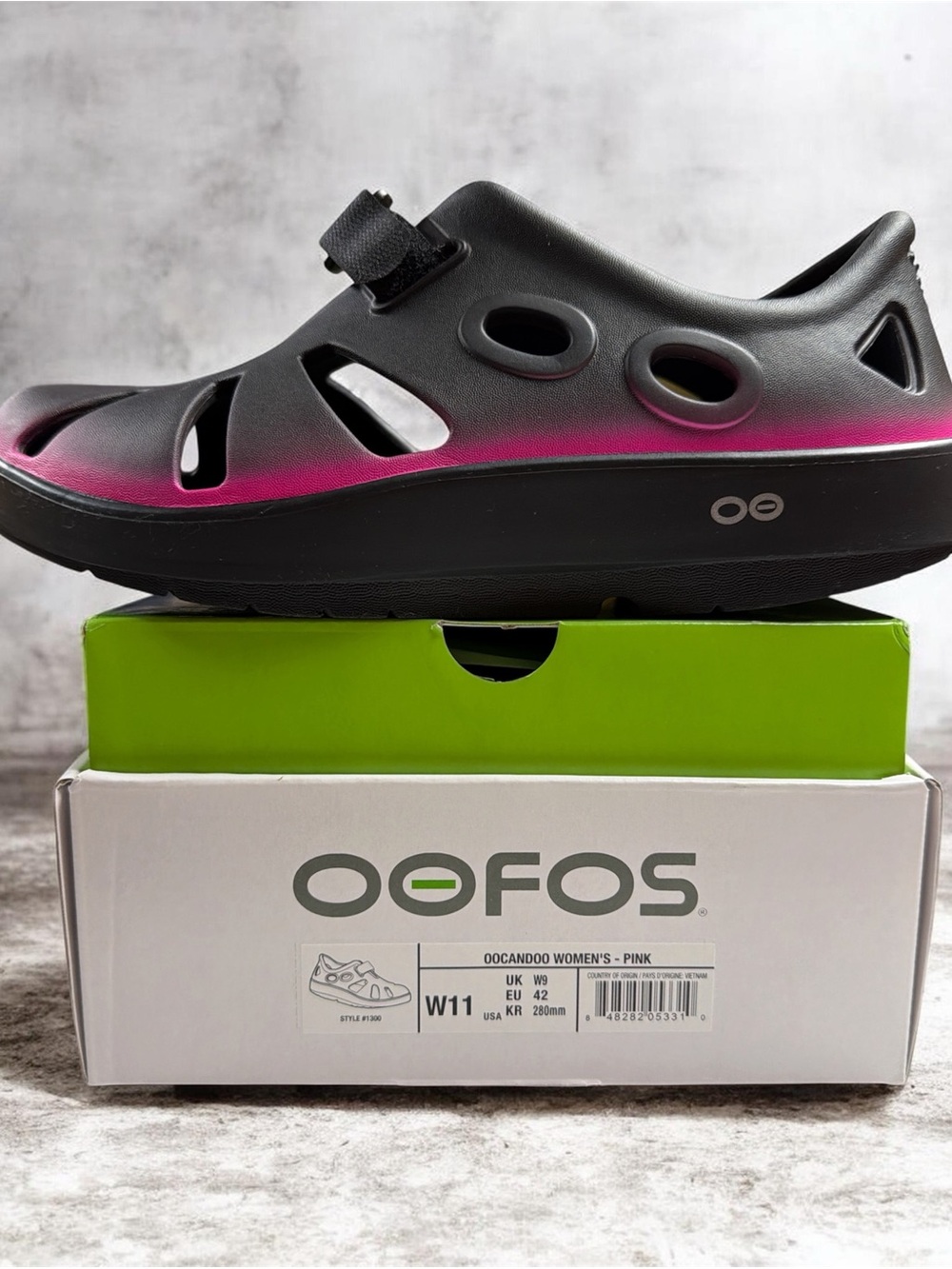 OOFOS Oocandoo Womens 11 with Pink Gradient Clog Sandal - Picture 3 of 7